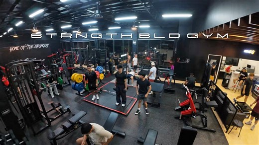 Strngth Bld Gym Signature 💉 Our location is 320sq meters with endless amounts of equipment you can choose from you won't see in every gym. Come thru tonight❗️ 👉🏻 Members: Bring a FREE guest ✅ 👉🏻 Non-members: Enjoy HALF OFF day passes and experience our community. 🫱🏼‍🫲🏻 #HomeOfTheStrongest #fitness | Strngth Bld Gym Floridablanca