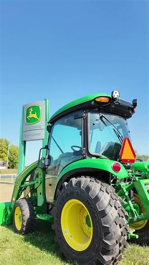 John Deere 3039R | Riesterer & Schnell