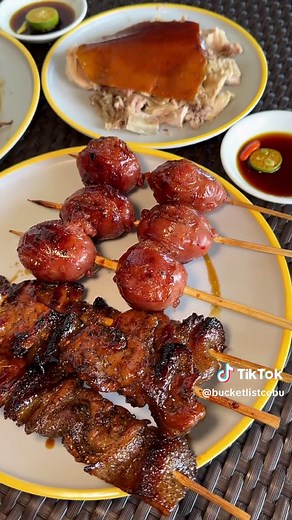 Lolo Pinoy Grill: Mouthwatering Lechon & Pinoy BBQs
