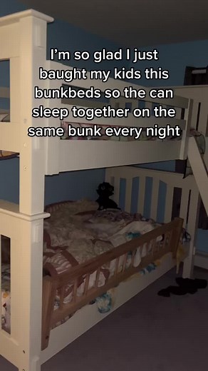 Captain Snooze Bunk Beds for Sibling Love