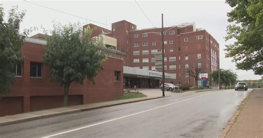 Pennsylvania nurses accused of taking inappropriate patient pictures appear in court