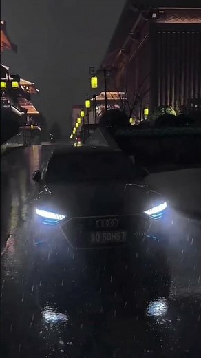 Audi A7 Sportback Light Show : A Dazzling Display of Style & Innovation!