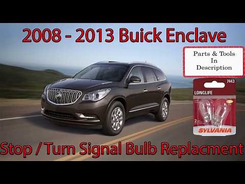 Buick Enclave Stop / Turn Signal Bulb Replacement