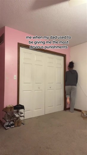 standing in the corner tho bruh😭😭😭😭😭😭😭😭#fyp #childhood #abcxyz #foryoupage #trending