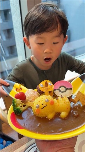 I want to eat at Pokémon Cafe in Japan