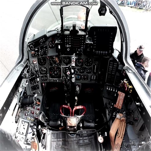 Exploring Soviet Cockpits in Fighter Jets