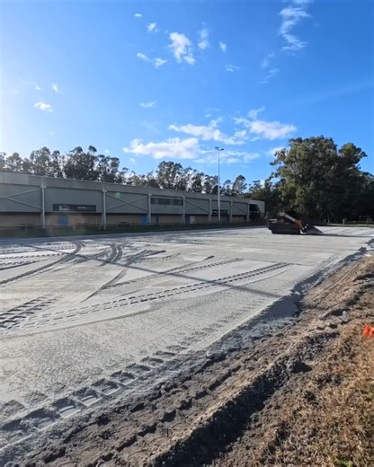 What an impressive project! The rebuild of the Harry Boldt International Arena at the State Equestrian Centre shows the skill and dedication of the team at @kamco.arenas . We’re proud to see our equipment helping bring projects like this to life for communities across Australia. #CASEConstructionEquipment #BuiltForWork #ConstructionExcellence | CASE Construction Equipment