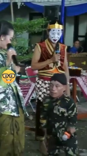 Gareng Campursari Sragenan: Video Lucu Ngakak