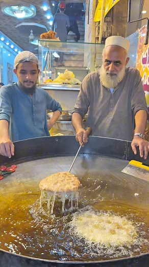 1.7M views · 8.8K reactions | Hygienic Chapli Kabab in Rawalpindi | Mustafa Dar-Ul-Mahi Chapli Kabab | Fish Kabab | Saddar Bazaar | Kp Food Diaries | Kp food diaries | Facebook