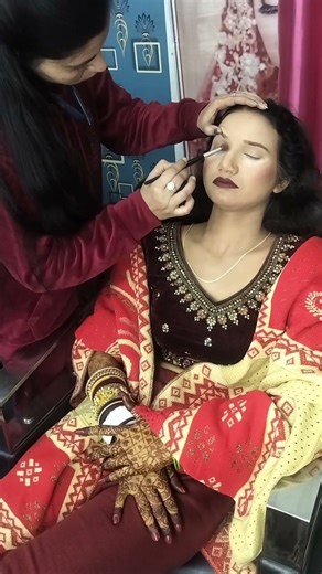 Eyes makeup kese kre?#makeup tips for beginners #makeup hacks #eyeshadow