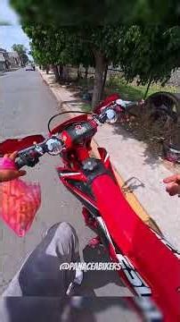 Le pedí que no tirara basura en la calle y esta fue su reacción. 💀 #panaceabikers #motovlog