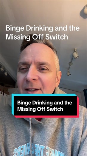 Binge drinking often goes unnoticed because people can go days or weeks without alcohol. No daily cravings. No withdrawal. But the problem isn’t staying sober. It’s stopping once drinking starts. Loss of control in certain situations or with certain people is a real alcohol use problem, even without daily drinking. You don’t need to hit rock bottom or drink every day to benefit from support or treatment. This video breaks down why binge drinking is harder to change than many people realize, and 