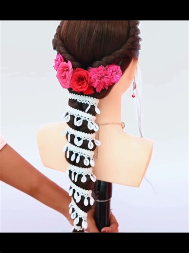 Trendy Easy Hairstyles for Brides