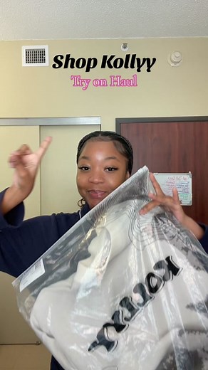 Me personally i love the pink dress😍 What do you rate it?💗 Use code “Hellena” for 15% off!!🤩✨ #heylovers💗 #shopkollyyhaul #shopkollycollaboration #shopkollyytryonhaul #tryonhaul #ratethefit #dentontx