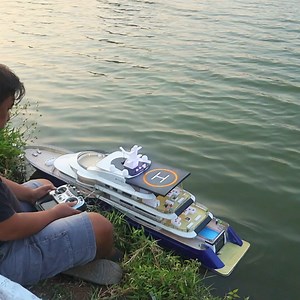 Pimped My Scratch Built RC Yacht #rcboat #yacht #foamboard | Julius Perdana