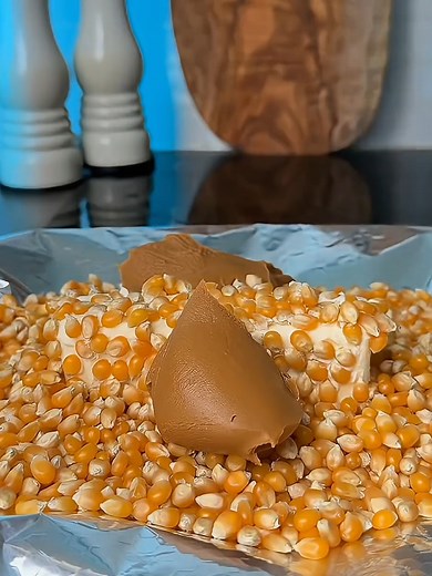 Spicy Popcorn ASMR Eating Sounds