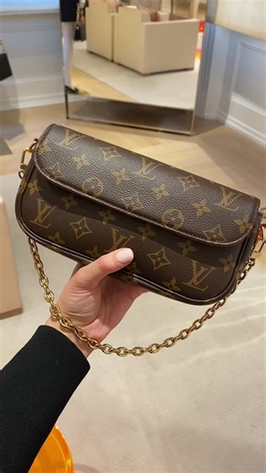 Discover the Perfect Size of the New Louis Vuitton Ivy Bag