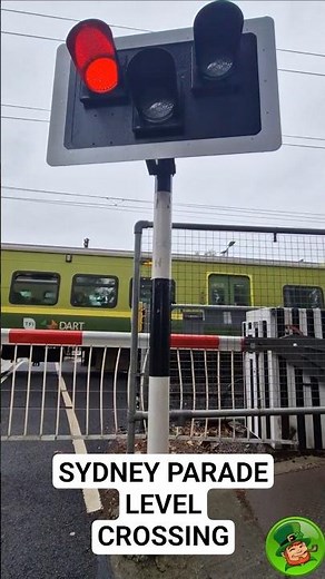 Railway Crossing - Sydney Parade, Dublin #levelcrossing #railwaycrossing #trains #ireland