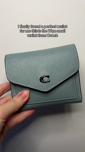 Coach Wyn Small Wallet Review and Sale Details