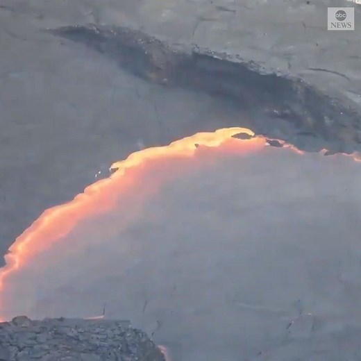 60K views · 273 shares | New USGS video shows fresh crust forming in one of the craters of the Kilauea volcano in Hawaii. https://abcn.ws/3shtf3H | ABC News | Facebook