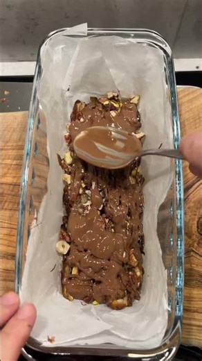 Better Than a Snickers! Healthy Chocolate Date Bars (No-Bake)