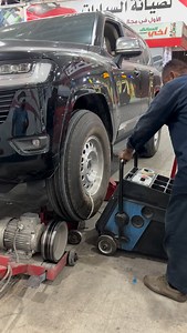 Wheel balancing of Toyota Land Cruiser #mechanic #car #reel #viral #virelreels #auto #automotive #viralreels #automobile #carsofinstagram | Mechanic’s Corner