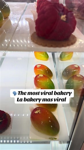 Para los que quieren ver que mas tienen y como esta el local por dentro 🥰en mis videos anteriores tengo mis reseñas de lo que vale la pena comprar! #viral #whattodonyc #foodie #viralplaces #sweets