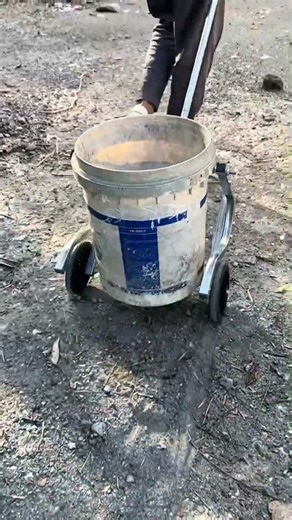 Making a Small Cart for Carrying Buckets #diyprojects #shorts