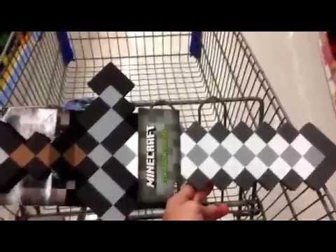 MINECRAFT "Foam Iron Sword" Soft Sword Toy / Toy Review