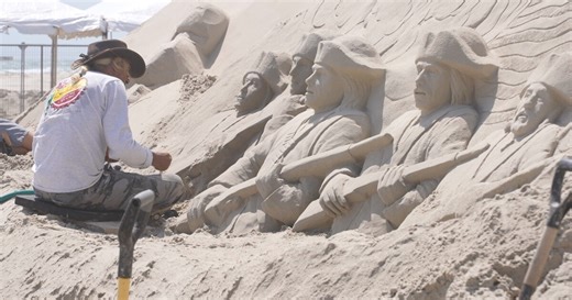 Texas SandFest brings sculptors from around the world to Port Aransas for a patriotic sand art competition