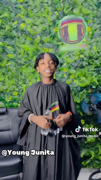 Young_Junita_Music (@young_junita_music)’s videos with original sound - Young_Junita_Music