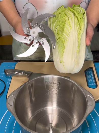 Electric vegetable slicer vs cabbage #Mincer #food | Vegetable Slicer