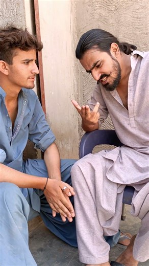 ei bhagu main vaastav ka Raghu. sanjaydutt gangster full badmashi video.sanju baba attitude dialogue