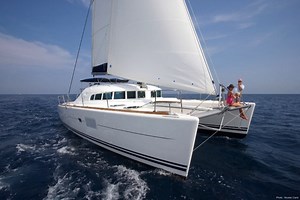 Lagoon 410 Review - Katamarans