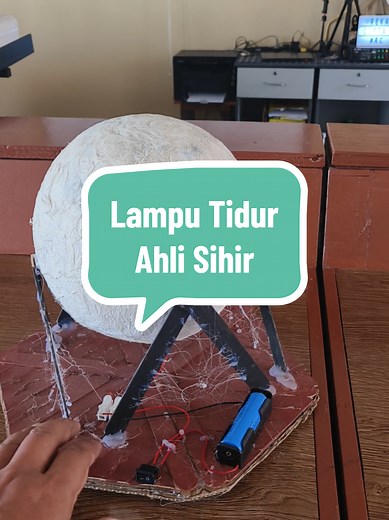 Reka Bentuk Lampu Tidur Ahli Sihir untuk RBT