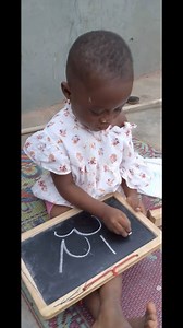 2.8M views · 10K reactions | who notice that this little girl go get good handwriting️️️✏️kid sis is talented  | Giddys Tv / Sev shi av ve | Facebook