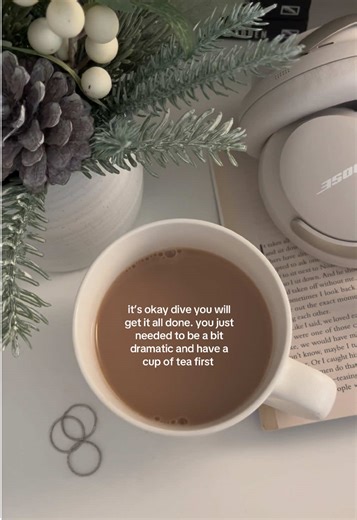 just a girl & her love for a cup of tea. a tea and a book fixes any problem i am sure 🙂‍↕️ #booktok #cupoftea #justagirl #quietlife #reader