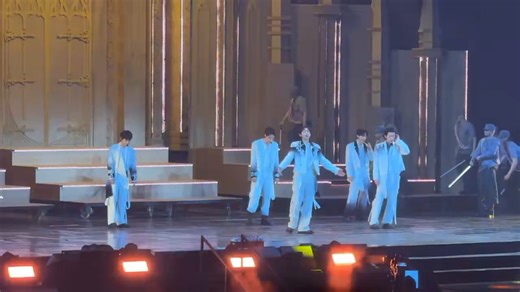 全体起立！EXO《黄金国/EL Dorado》2026版（260410 六巡演唱会首尔场）