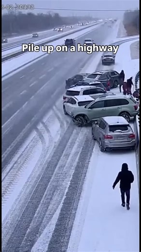 DRIVERS BEING STOOPID on Instagram: "Share this video"