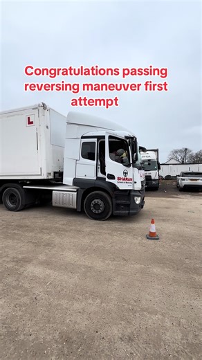 Congratulations Passing reverse maneuver first attempt with sharan school of motoring first attempt. Truck coupling and uncoupling involves safely connecting or disconnecting a tractor unit to a semi-trailer using the fifth wheel and securing the load, primarily done by applying brakes, lowering landing gear, connecting/disconnecting air/electrical lines, and performing visual checks, with strict adherence to safety steps (like the BLACK method) to prevent rollaway incidents. Uncoupling means di