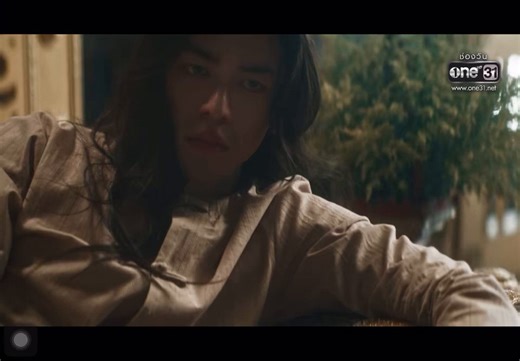 นันทบุเรง คือนักรบ ทั้งชีวิตเขาคือการรบถ้าไม่เด็ดขาด ไม่เหี้ยม ก็ไม่สามารถพากองทัพเอาชนะศัตรูได้มังจีชวา โดยเนื้อแท้ไม่ใช่นักรบ เหมาะจะเป็นผู้ปกครองที่มีคุณธรรมเข้าใจความคาดหวังที่นันทบุเรงมีต่อลูกและเข้าใจความกดดันของมังจีชวาจากความคาดหวังของพ่อแม่มเอ๊ยย#หงสาวดีEp8