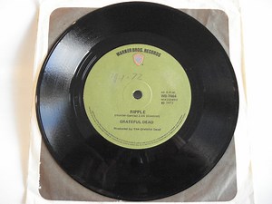 The Grateful Dead - Truckin'