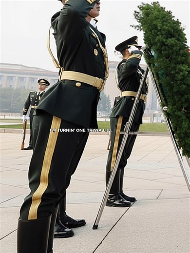 The way that uniform fits... some things just shouldn't be this attractive.🔥 #wangwentao #vuongvandao #pla