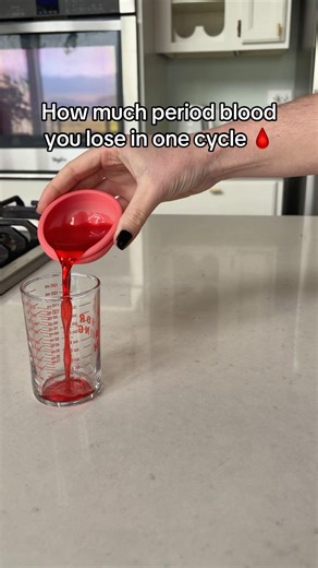 One period vs one year of periods 🩸 (Based on an average 50ml loss per cycle) #periods #heavyflow