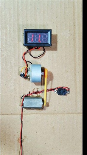DC Dynamo Output Voltage