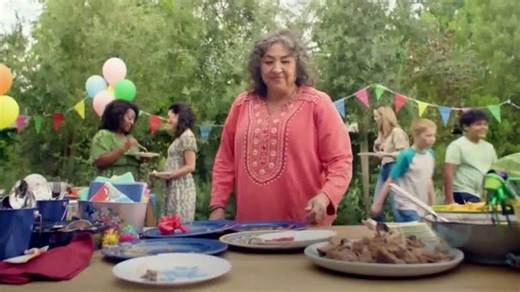 Hefty TV Spot, 'Don't Get Pulled Away'