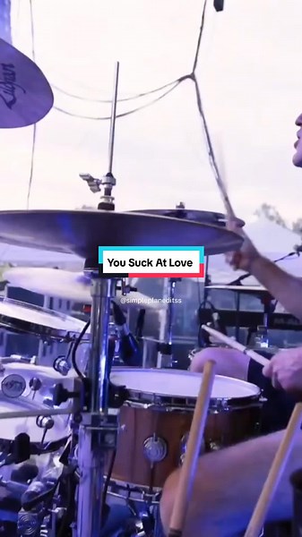 You Suck At Love - Simple Plan #simpleplan #music #poppunk #poppunkmusic #lyricsvideo