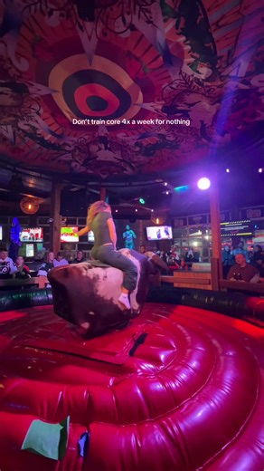 Stayed on for 50 seconds if anyone was wondering😤😮‍💨 #gymgirls #fitness #mechanicalbull #lol