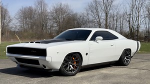 ExoMod Unleashes 1,000HP '68 Charger Built From Modern Challenger Hellcat And Tuned By Hennessey | Carscoops