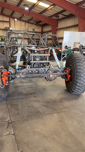 Fabn801/metal fabrication on Instagram: "This Atom Bot chassis turned out super solid sitting on super duty 60s front and rear 14 inch kings in the front 16 inch box in the rear read knuckles and just ready to be picked up and head to its next stage!!! @tegan_richardson_ your cars ready for pickup !!!!! #fabn801 #Atombot #buggys #shoplife #buggylife"